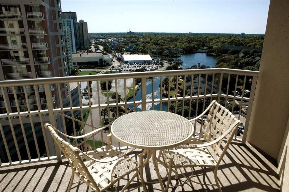 Royale Palms Condominiums Briarcliffe Acres Номер фото
